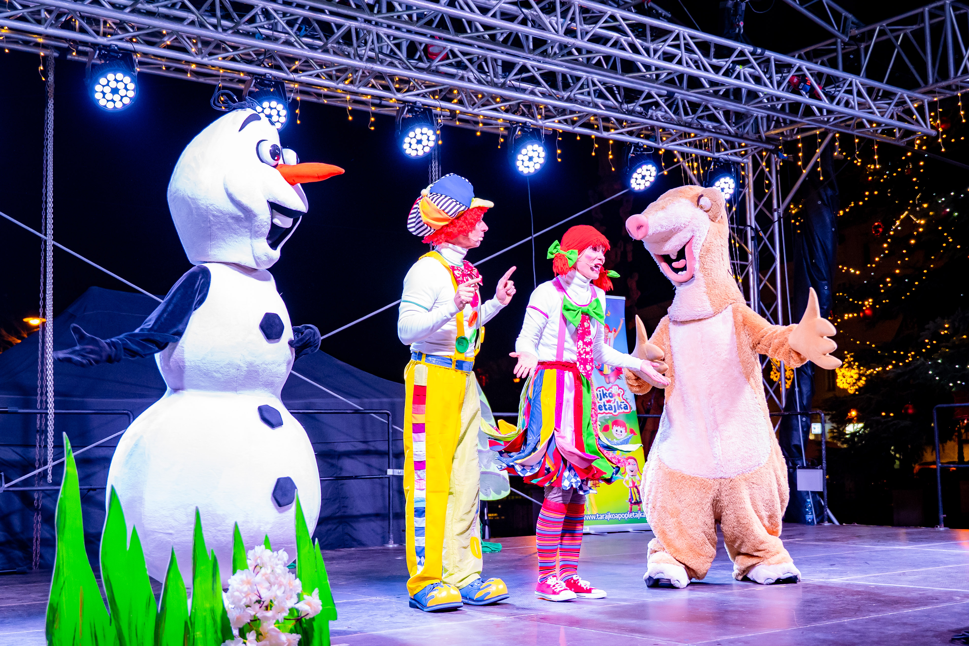 Kosicke rozpravkove Vianoce - Mikulas na Hlavnej-7